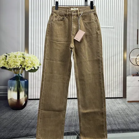 フェラガモ ジーンズ