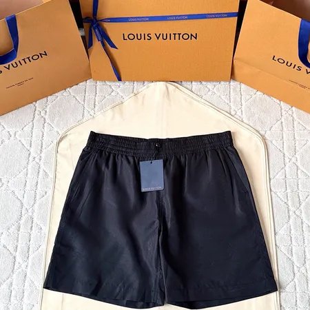 ルイヴィトン ショートパンツ