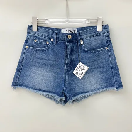 ロエベ ショートパンツ