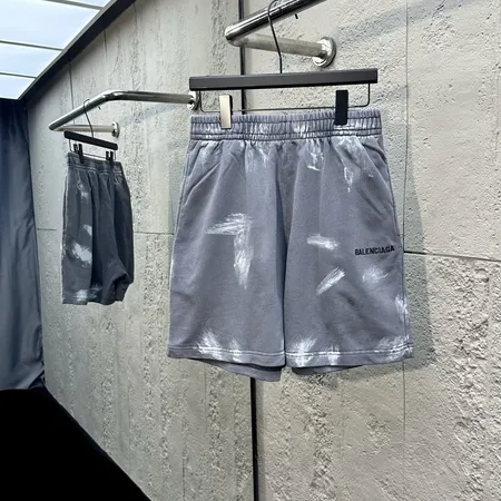 セリーヌ ショートパンツ