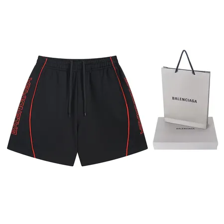 バレンシアガ ショートパンツ