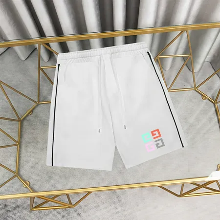 バレンシアガ ショートパンツ