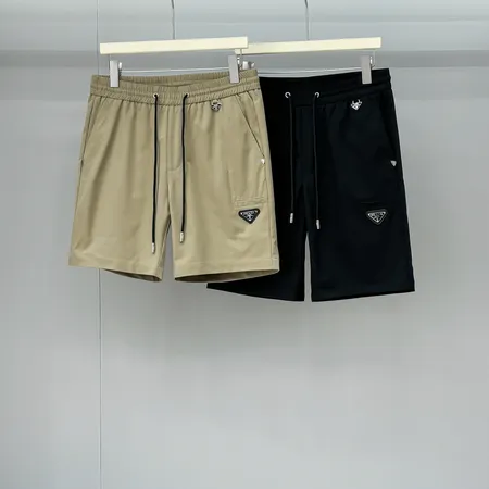 プラダ ショートパンツ