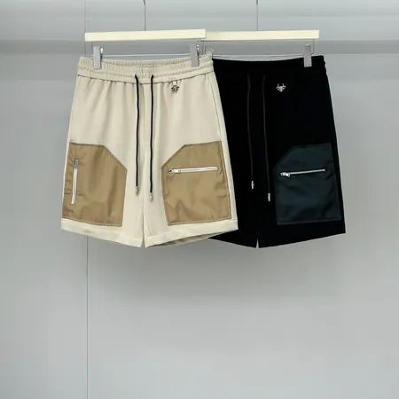 プラダ ショートパンツ