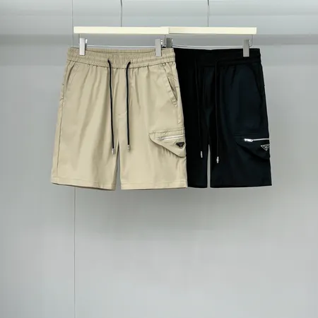 プラダ ショートパンツ