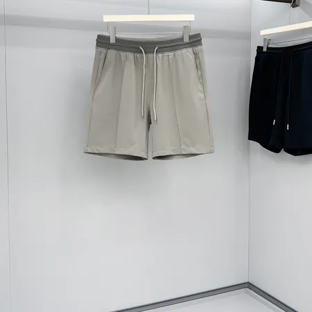 プラダ ショートパンツ