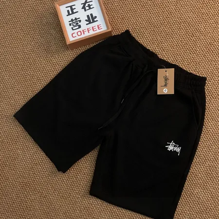 ステューシー ショートパンツ