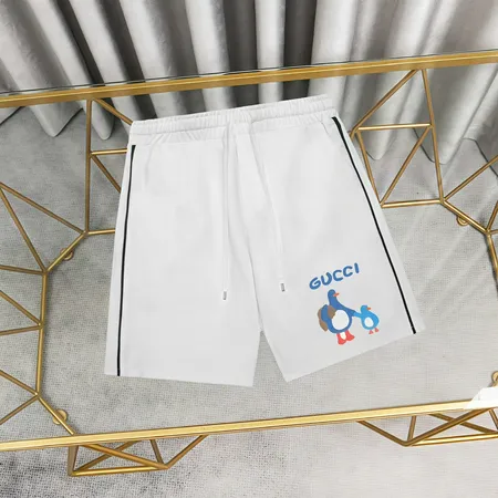 ルイヴィトン ショートパンツ