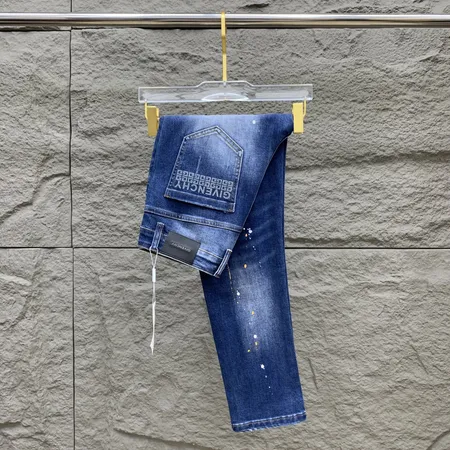 ジバンシィ ジーンズ