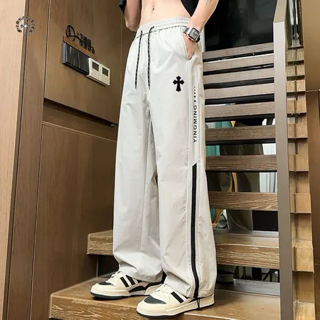 クロムハーツ カジュアルパンツ