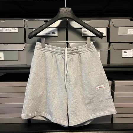 バレンシアガ ショートパンツ