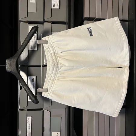 バレンシアガ ショートパンツ