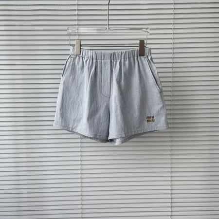 ステューシー ショートパンツ