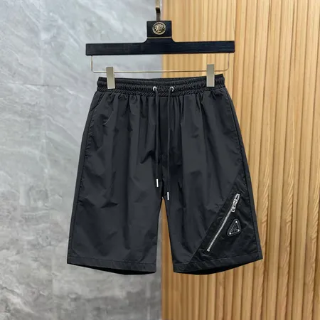 プラダ ショートパンツ