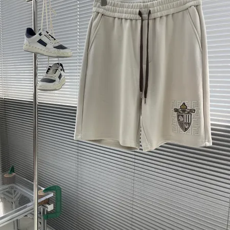 フェンディ ショートパンツ