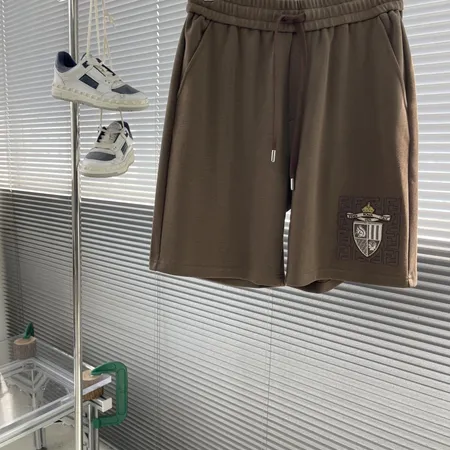 フェンディ ショートパンツ