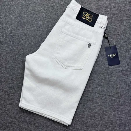 フェンディ ジーンズ