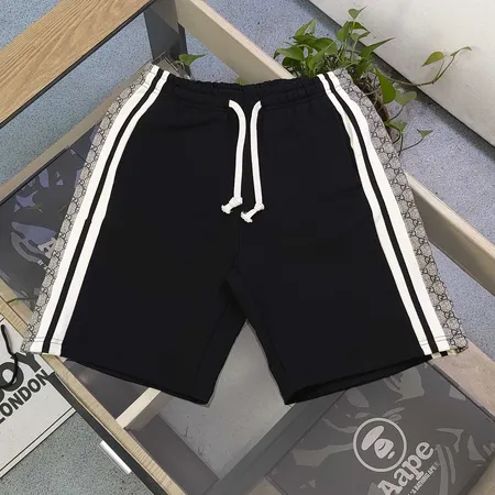 グッチ ショートパンツ