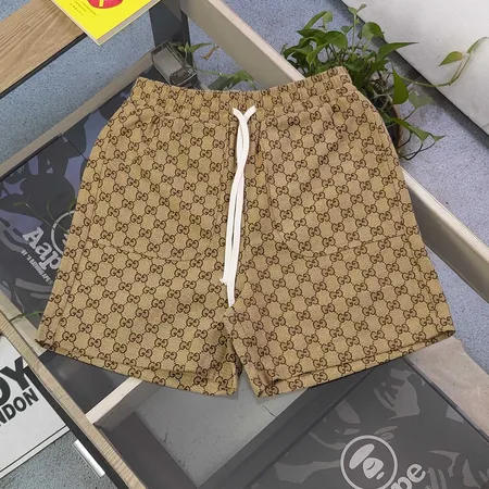 グッチ ショートパンツ