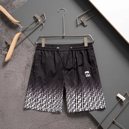 フェンディ ショートパンツ