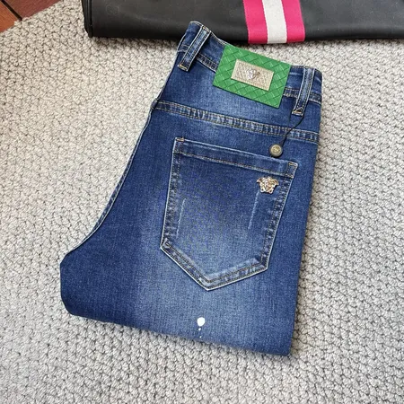 ヴェルサーチ ジーンズ