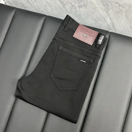 ヴァレンティノ ジーンズ