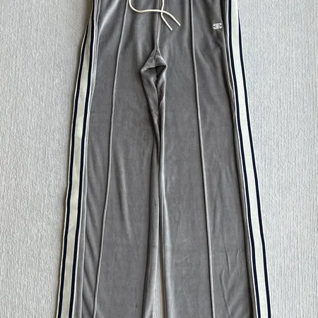 セリーヌ カジュアルパンツ