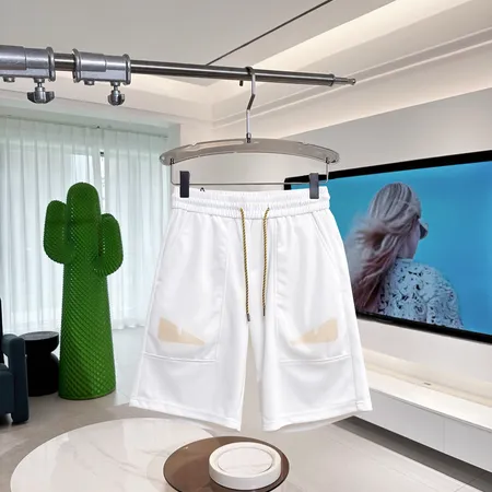 フェンディ ショートパンツ