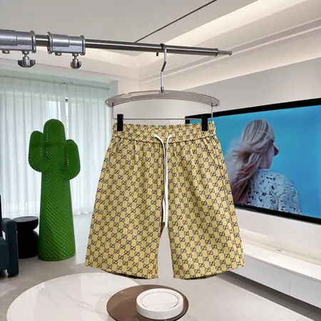 グッチ ショートパンツ