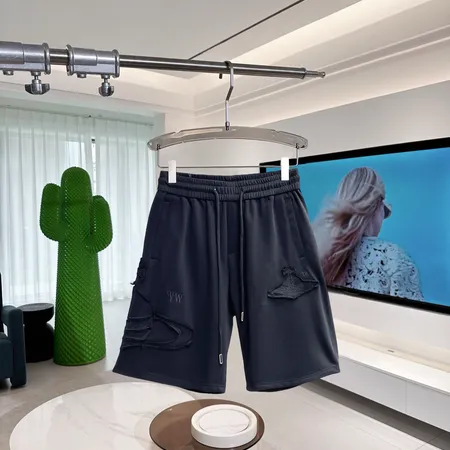 ミュウミュウ ショートパンツ