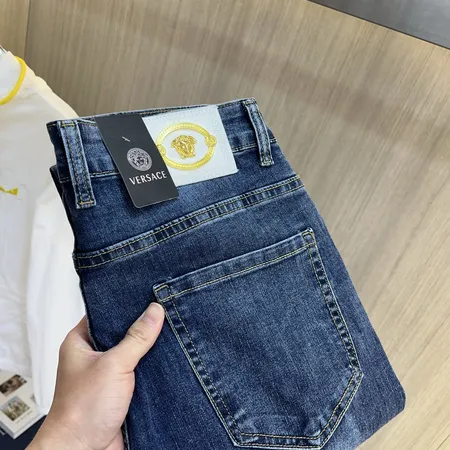 ヴェルサーチ ジーンズ