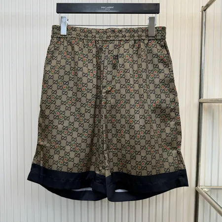 グッチ ショートパンツ