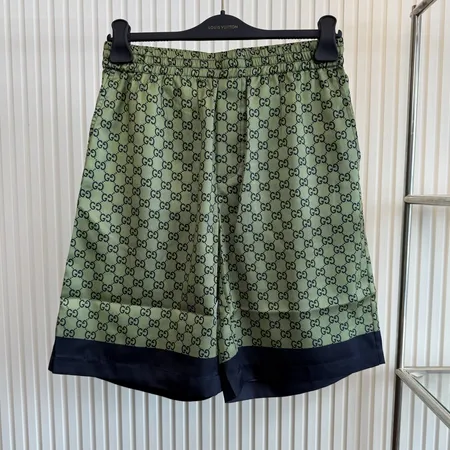グッチ ショートパンツ