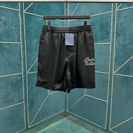 ルイヴィトン ショートパンツ