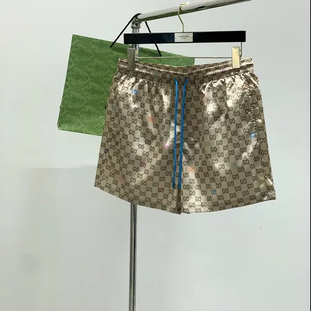 グッチ ショートパンツ