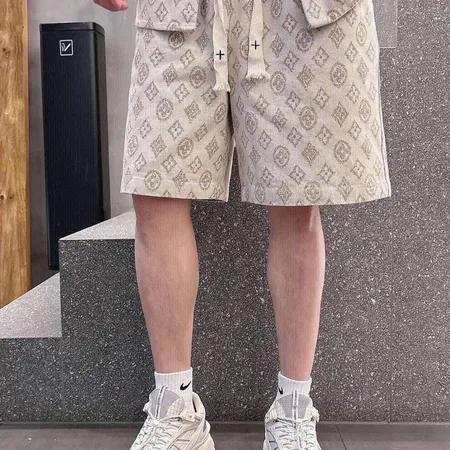 ルイヴィトン ショートパンツ