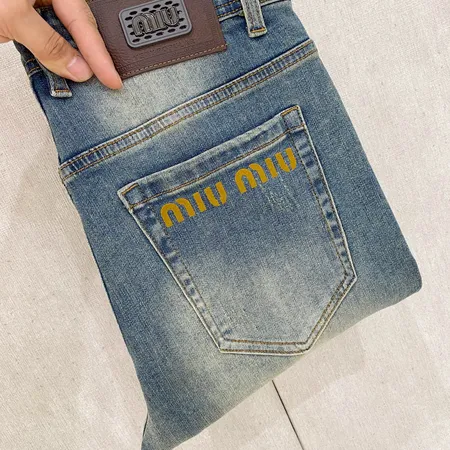 ミュウミュウ ジーンズ