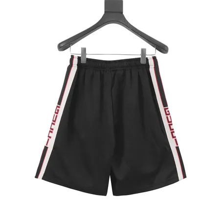 グッチ ショートパンツ