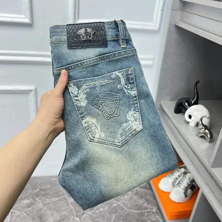 ヴェルサーチ ジーンズ