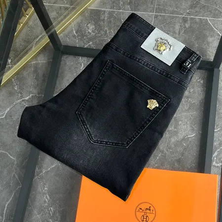 ヴェルサーチ ジーンズ