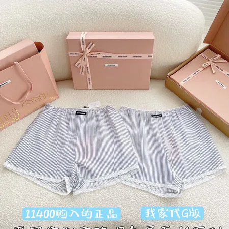 ミュウミュウ ショートパンツ