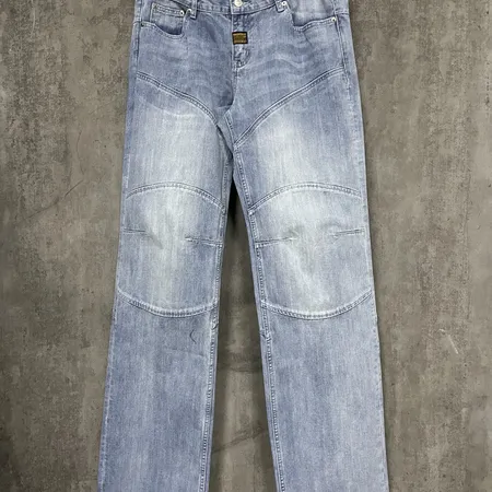 バレンシアガ ジーンズ