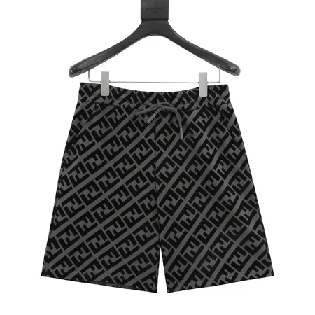 フェンディ ショートパンツ