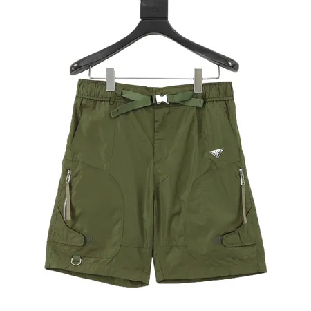 プラダ ショートパンツ