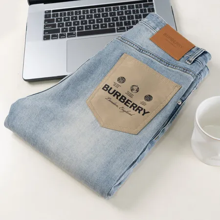 バーバリー ス ジーンズ