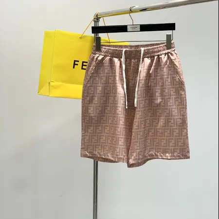 フェンディ ショートパンツ