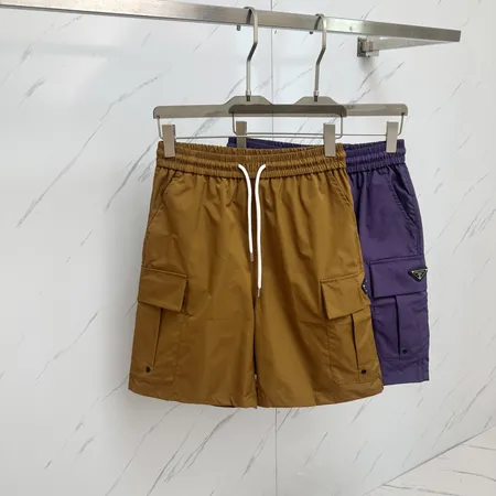 プラダ ショートパンツ