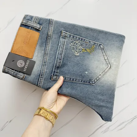 ヴェルサーチ ジーンズ