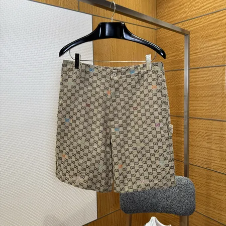 グッチ ショートパンツ
