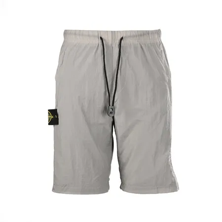 ストーンアイランド ショートパンツ